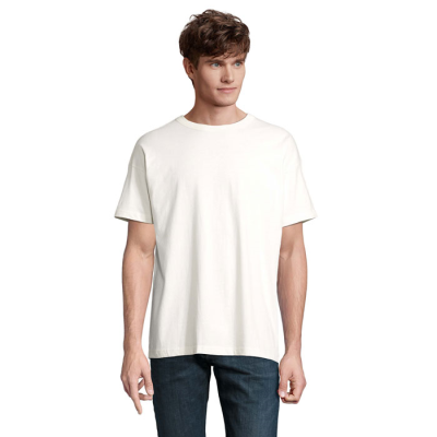 Picture of BOXY MEN OVERSIZED TEE SHIRT in White.