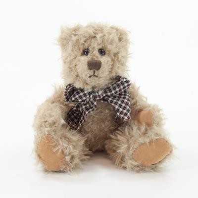 Picture of 20CM PLAIN WINDSOR BEAR