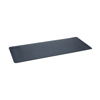 Picture of BONDED LEATHER DESKPAD in Dark Blue.