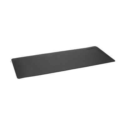 Picture of BONDED LEATHER DESKPAD in Black.