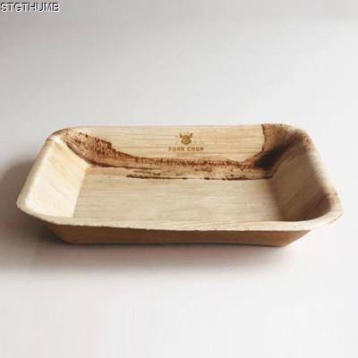 Picture of MEDIUM SQUARE PALM LEAF PLATE