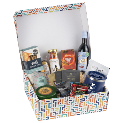 Picture of GENIE CHRISTMAS HAMPER - MAGNA WHITE