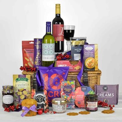 Picture of CHRISTMAS VELVET LUXURY BASKET FOC FULL COLOUR GIFT CARD.